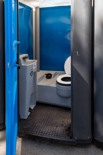 Best Best portable toilet rental  in Bingham Farms, MI